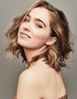 Haley Lu Richardson D.R