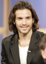 Santiago Cabrera D.R