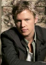 Christopher Egan D.R