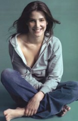 Cobie Smulders D.R