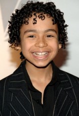 Noah Gray-Cabey D.R