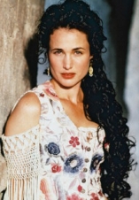 Andie MacDowell D.R