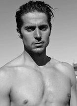 Lucas Bravo D.R