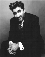 Alfred Molina D.R