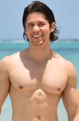 Brandon Larracuente D.R