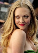 Amanda Seyfried D.R