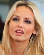 Adriana Karembeu D.R