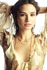 Mia Maestro D.R