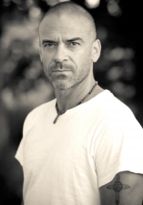 Alan Van Sprang D.R