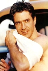 Dermot Mulroney D.R