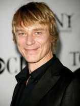 Ben Daniels (I) D.R