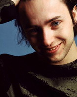 Vincent Kartheiser D.R