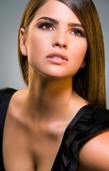 Shelley Hennig D.R