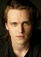 Jonathan Jackson (I) D.R