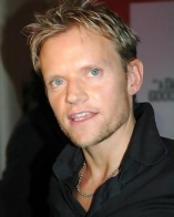 Marc Warren (I) D.R