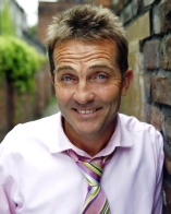 Bradley Walsh (II) D.R