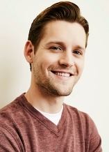 Luke Kleintank D.R