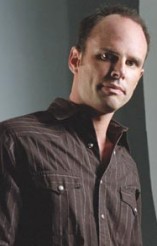 Walton Goggins D.R